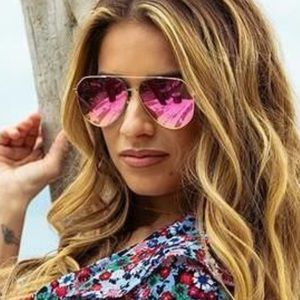 DIFF x Jessie James Decker Sunnies - PRICE IS FIRM
